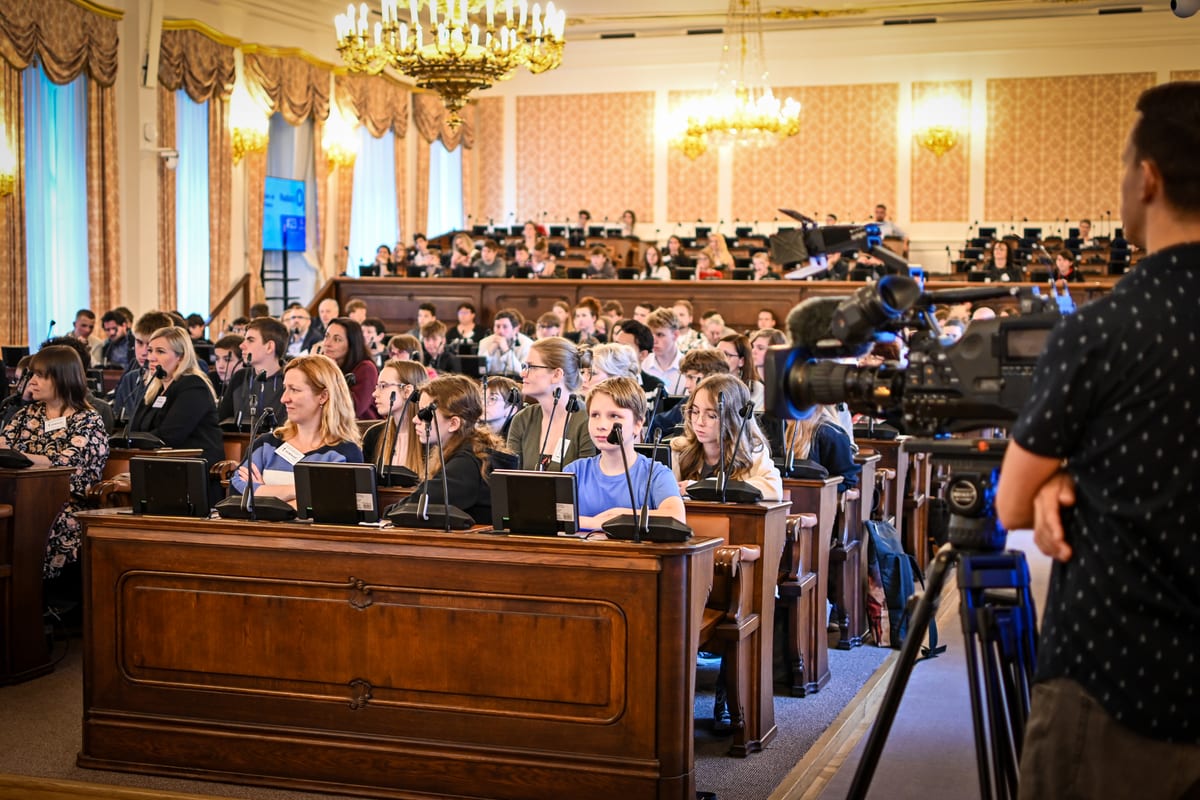 OMG Finale 2025 – účastníci v sále